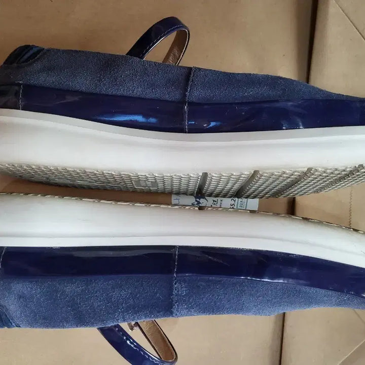 [BUNJANG] Geox Flats Shoes (Size 38) / 제옥스신발플랫슈즈38사이즈