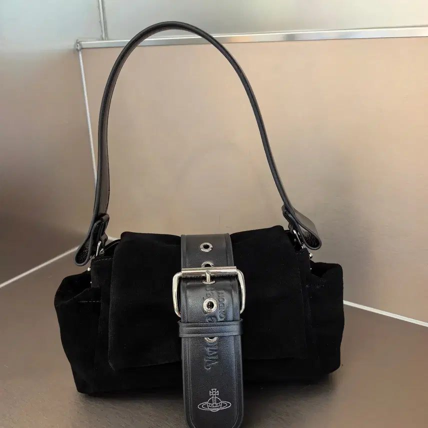 [BUNJANG] Vivienne Westwood Shoulder Bag Crossbody Leather Black / 비비안 웨스트우드 여성 숄더백 크로스백 가죽 스몰로고 여성 체인 블랙