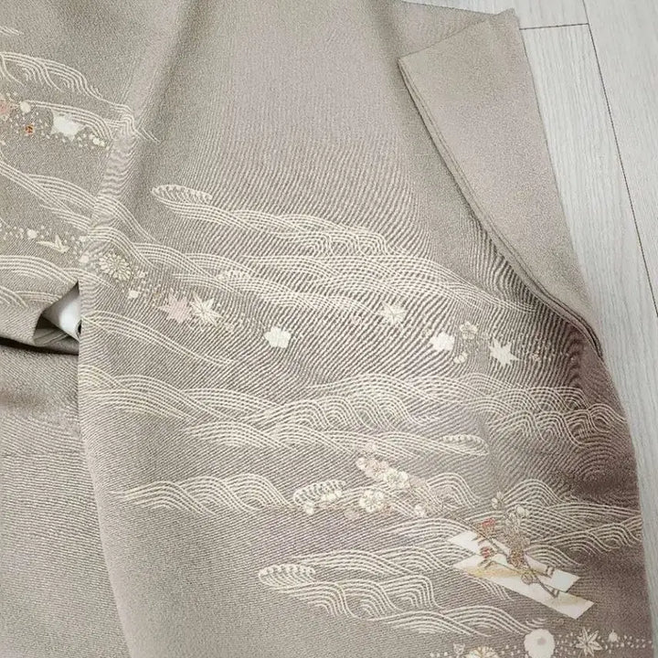 [BUNJANG] Silk Kimono / 기모노