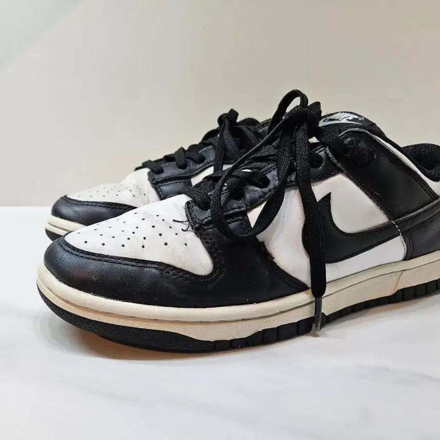 [BUNJANG] Nike Dunk Low Black White (240) / 나이키 덩크 로우 범고래 240