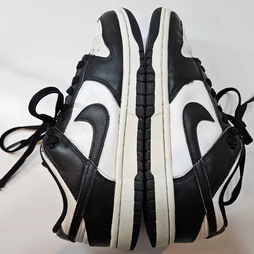 [BUNJANG] Nike Dunk Low Black White (240) / 나이키 덩크 로우 범고래 240