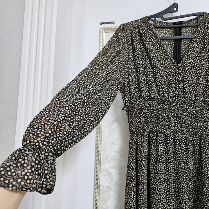 [BUNJANG] Floral Pattern Long Dress / 잔꽃무늬 롱 원피스