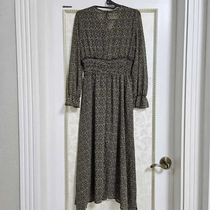 [BUNJANG] Floral Pattern Long Dress / 잔꽃무늬 롱 원피스