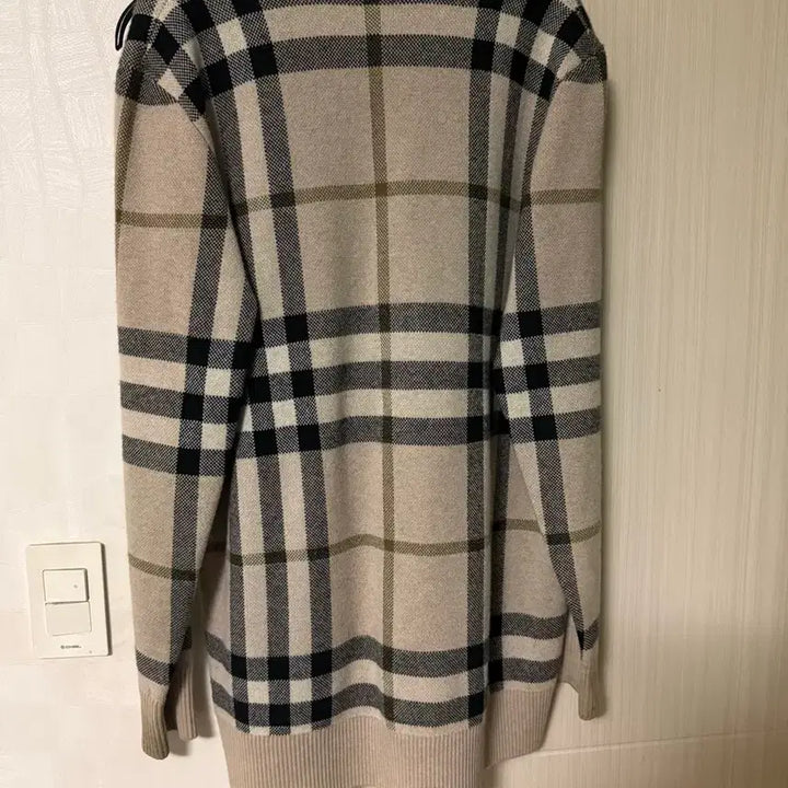 [BUNJANG] Burberry Check Cardigan M Size / 버버리 체크 가디건 m 사이즈
