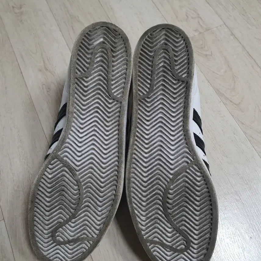 [BUNJANG] Adidas Superstar Sneakers / 275 아디다스 슈퍼스타 운동화 스니커즈 신발 275사이즈 좋아요