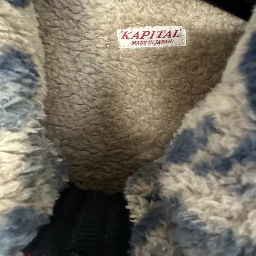 [BUNJANG] Capital Damask Fleece / 캐피탈 다마스크 후리스