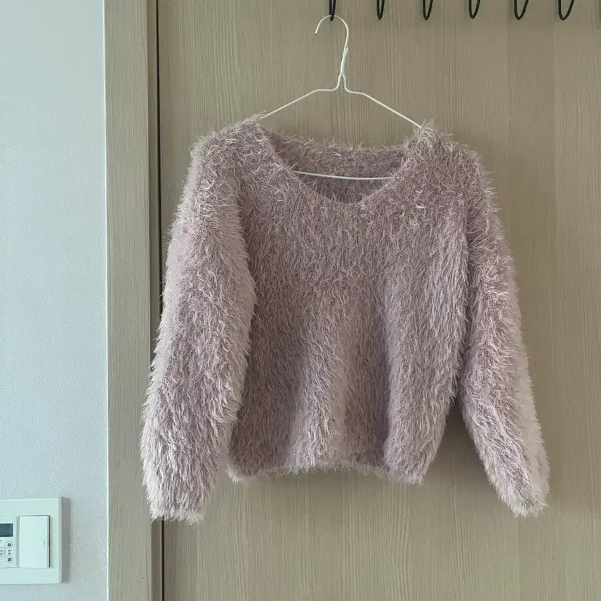 [BUNJANG] Angora V-Neck Winter Knit Sweater / 앙고라 브이넥 겨울 퍼 니트 (핑크/하늘) 연말룩 에이블리