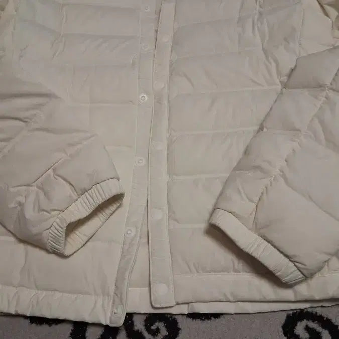 [BUNJANG] Unknown Item / 여성빈폴경량패딩90