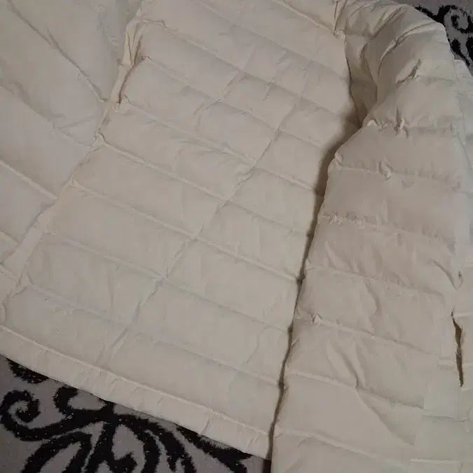 [BUNJANG] Unknown Item / 여성빈폴경량패딩90