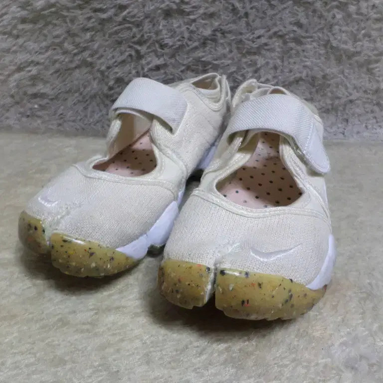 [BUNJANG] Nike Air Rift Summit White Breathe Sneakers (Size 230) / 후루룩구제 230 나이키 에어리프트 써밋화이트 브리드 운동화