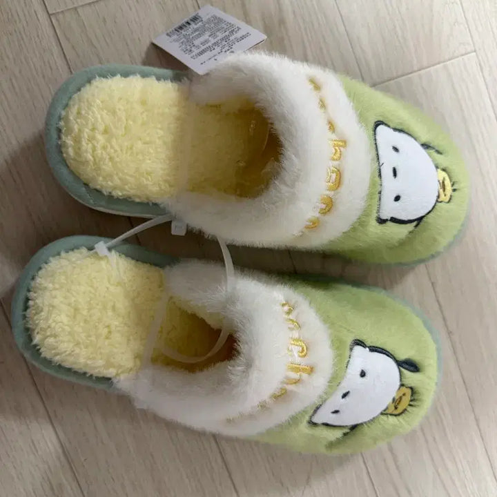 [BUNJANG] Cinnamoroll &amp; Pochacco Character Slippers (Set of 2) / 귀여운 실내화 슬리퍼 시나몬롤 포차코 새상품 2개일괄