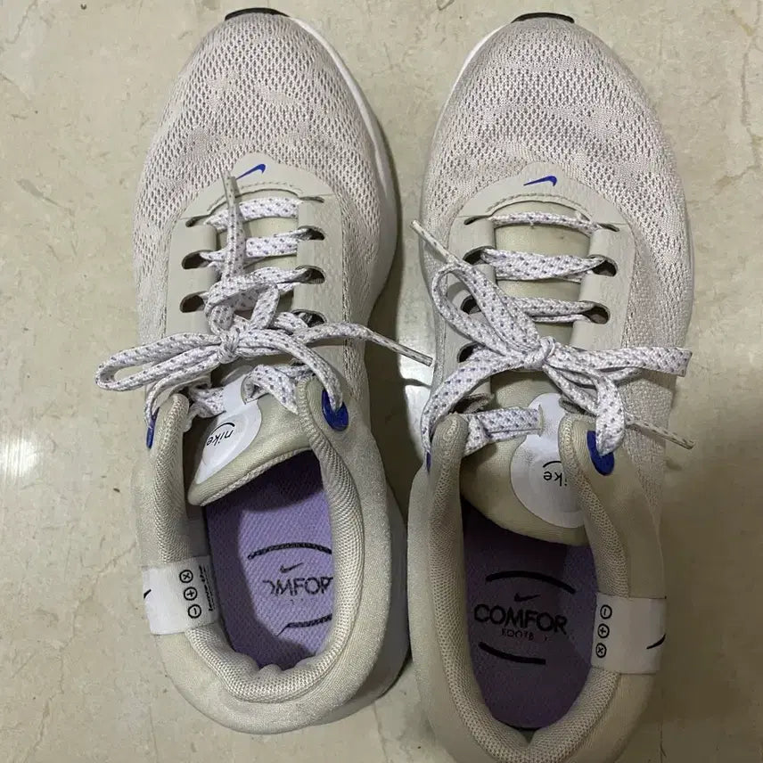 [BUNJANG] Nike Renew Serenity Run Sneakers / 나이키 리뉴 세레니티런 250사이즈
