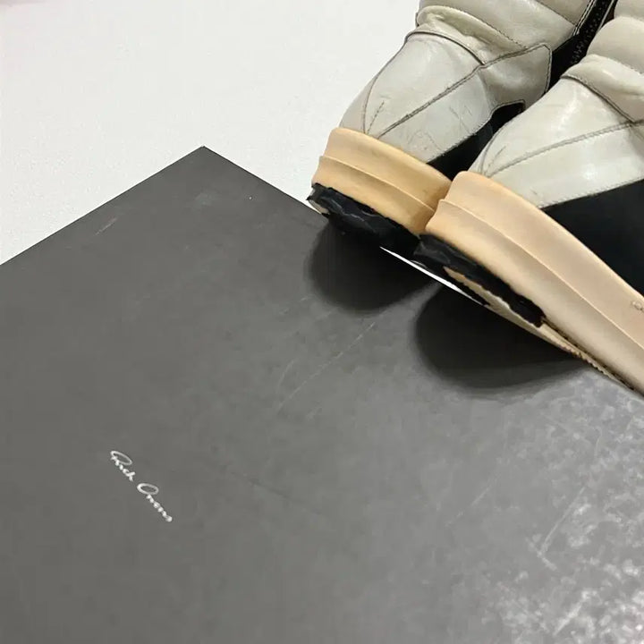 [SOLD OUT] [40] 릭오웬스 12FW 지오바스켓 모노크롬 LDB