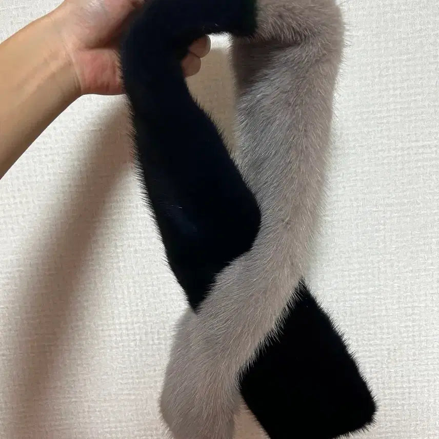 [BUNJANG] Metrocity Mink Two-Tone Muffler / 밍크 투톤 머플러 메트로시티