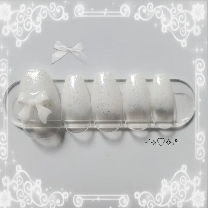 [BUNJANG] Glitter Ribbon Nail Set / 화이트 글리터 리본 네일