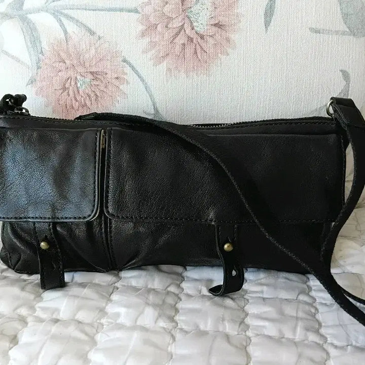 [BUNJANG] 4dea Works Black Leather Crossbody Bag / 포디어웍스 블랙 가죽 크로스백