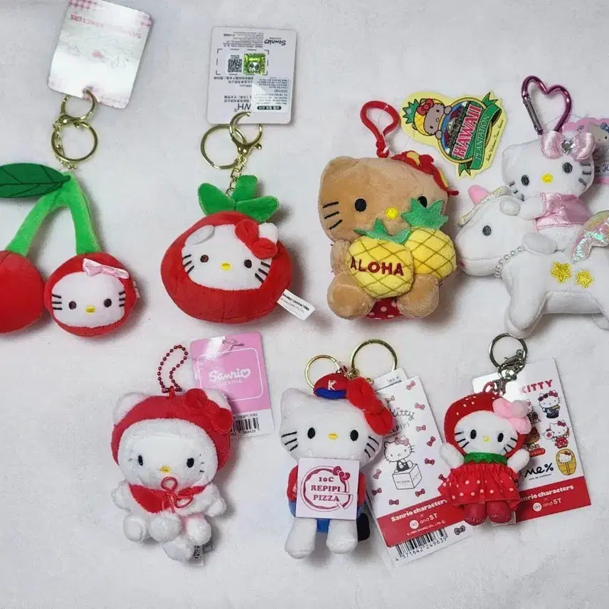 [BUNJANG] Sanrio Hello Kitty Unicorn Hawaii Tanning Cherry Pizza Delivery Keyring / [새상품]산리오 헬로키티 인형 키링 유니콘 하와이태닝 체리 망토 피자배달