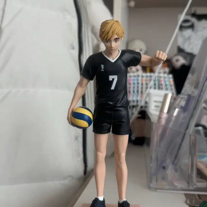 [BUNJANG] Haikyuu Miya Atsumu Figure / 하이큐 미야 아츠무 피규어