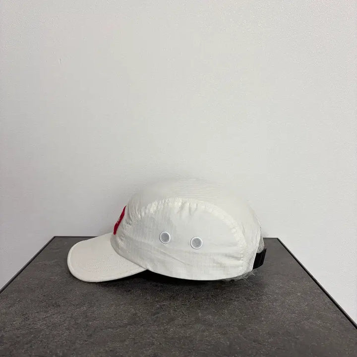 [BUNJANG] Supreme Box Logo Camp Cap White / (OS) 슈프림 박스로고 캠프캡 모자 벤틸 벤타일 화이트
