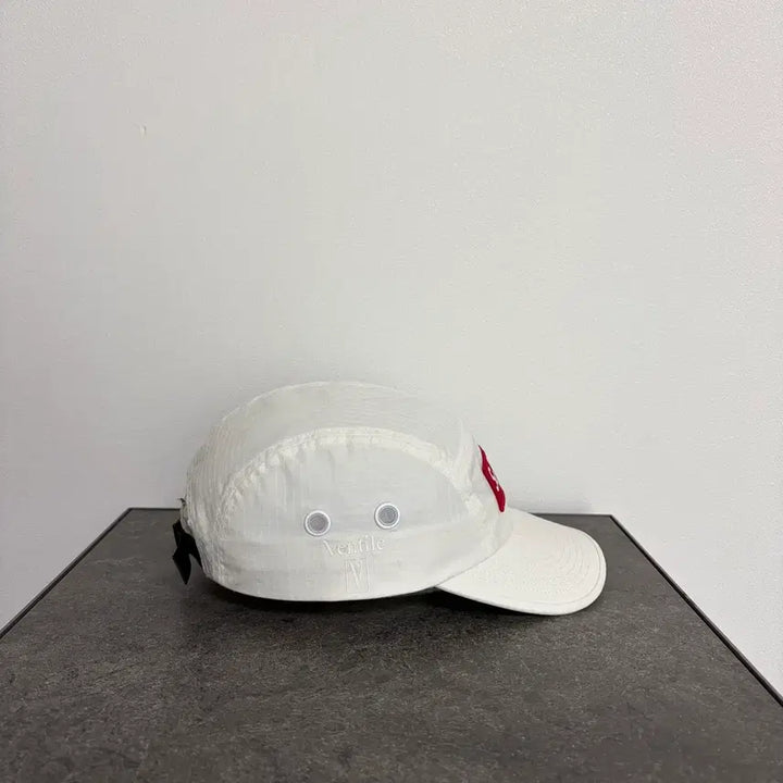 [BUNJANG] Supreme Box Logo Camp Cap White / (OS) 슈프림 박스로고 캠프캡 모자 벤틸 벤타일 화이트