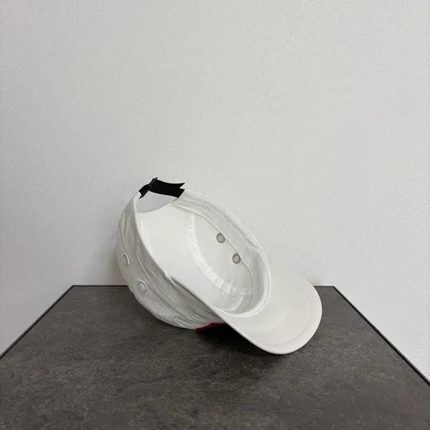 [BUNJANG] Supreme Box Logo Camp Cap White / (OS) 슈프림 박스로고 캠프캡 모자 벤틸 벤타일 화이트