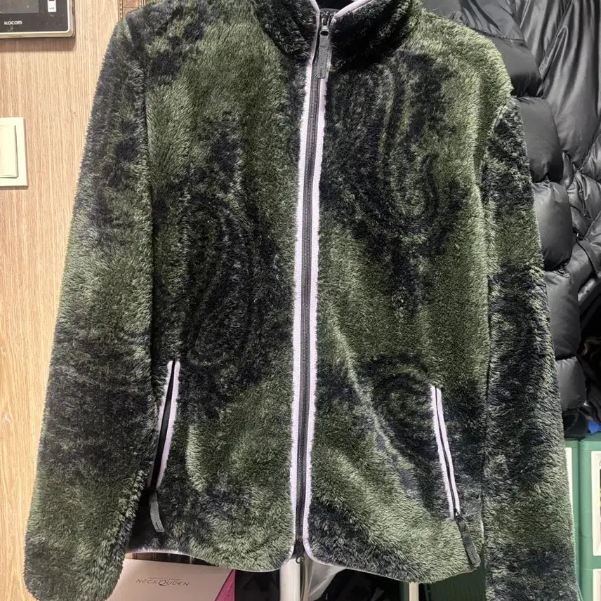 [BUNJANG] Carhartt WIP Jebson Sweat Jacket (M Size) / 칼하트WIP Jebson Sweat Jacket m사이즈