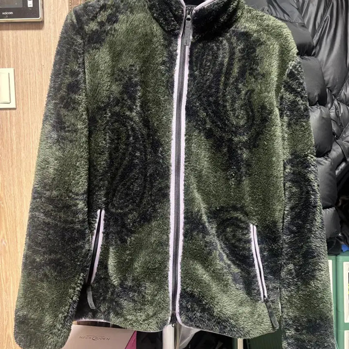 [BUNJANG] Carhartt WIP Jebson Sweat Jacket (M Size) / 칼하트WIP Jebson Sweat Jacket m사이즈