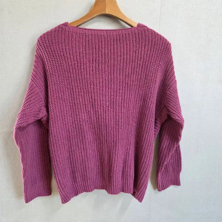 [BUNJANG] Women's Cable Knit V-Neck Sweater / 여성 꽈배기 니트 브이넥 스웨터 F