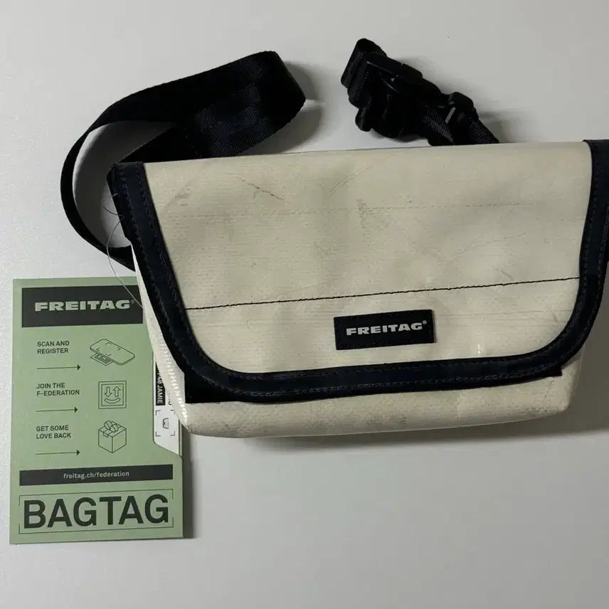 [BUNJANG] Freitag Jamie White Shoulder Bag / 프라이탁 제이미 화이트