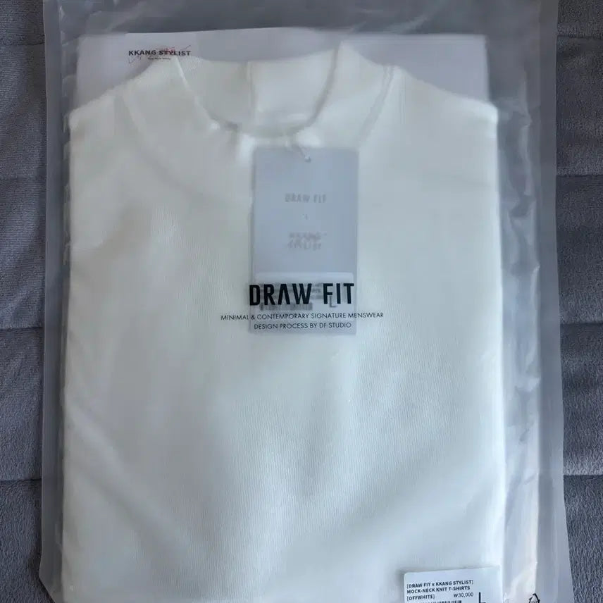 [BUNJANG] Drawfit Mock Neck T-shirt Off White L / [새상품] [서강준 착용] 드로우핏 모크넥 티셔츠 오프화이트 L