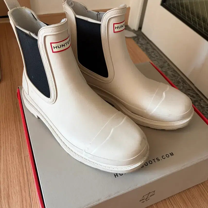 [BUNJANG] Hunter Chelsea (Commando) Rain Boots / (270) 헌터 레인부츠 첼시 (코만도 첼시 부츠) 캐스트 페일 그레이