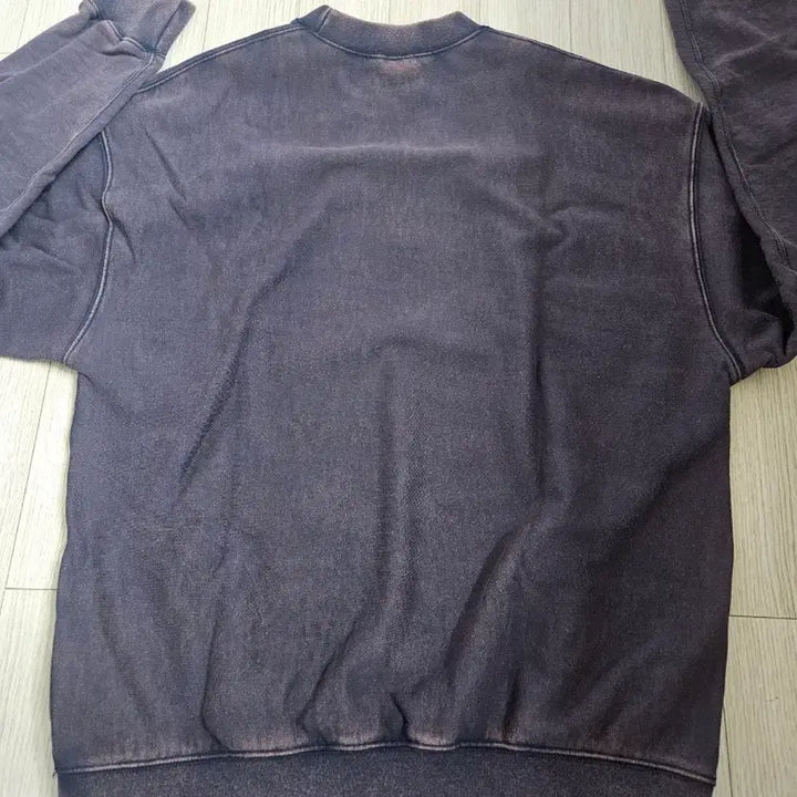 [BUNJANG] Outstanding Washing Sweatshirt (M) / 아웃스탠딩 워싱 스웻셔츠 (M)