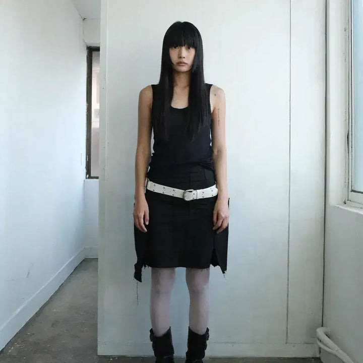 [BUNJANG] Sunjae WING SKIRT IN BLACK M / 순지 WING SKIRT IN BLACK M