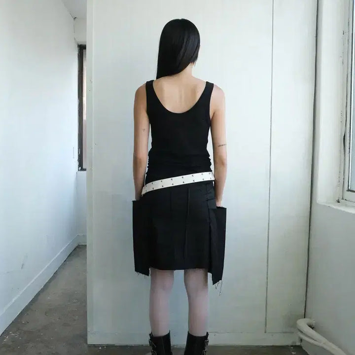 [BUNJANG] Sunjae WING SKIRT IN BLACK M / 순지 WING SKIRT IN BLACK M