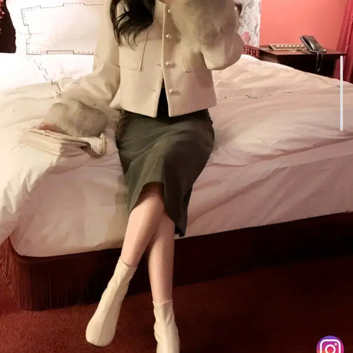 [BUNJANG] Tweed Jacket with Faux Fur Sleeves / 소매 퍼 트위드 자켓 (울50%)