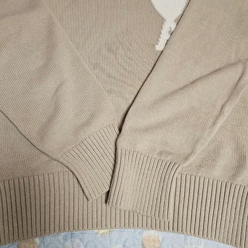 [BUNJANG] BTS (ARMY) Heart Logo Knit XL / 아미 하트 로고 니트 XL