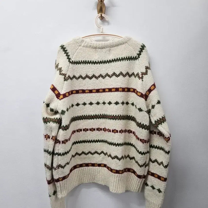 [SOLD OUT] 아웃스탠딩 새상품 스코틀랜드 페어아일 니트
