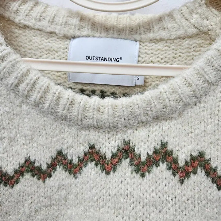 [SOLD OUT] 아웃스탠딩 새상품 스코틀랜드 페어아일 니트