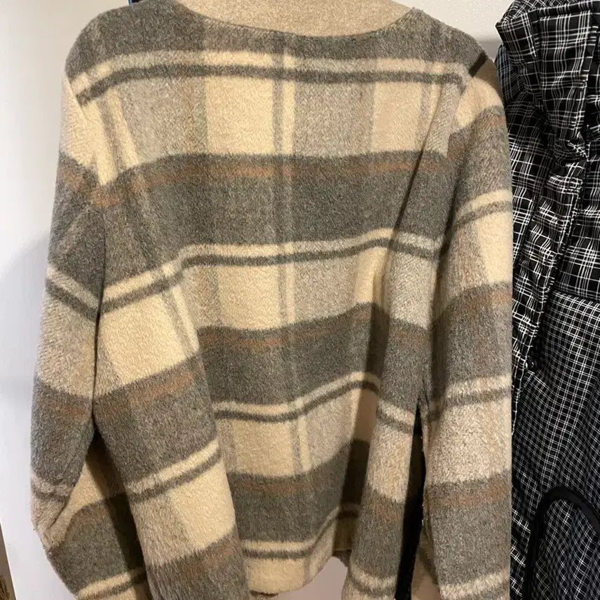 [BUNJANG] Check Pattern Wool Cardigan / 체크 패턴 모직 가디건