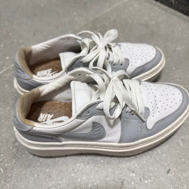 [BUNJANG] Jordan 1 Elevate Low White and Wolf Grey / (W) 조던 1 엘리베이트 로우 화이트 앤 울프 그레이