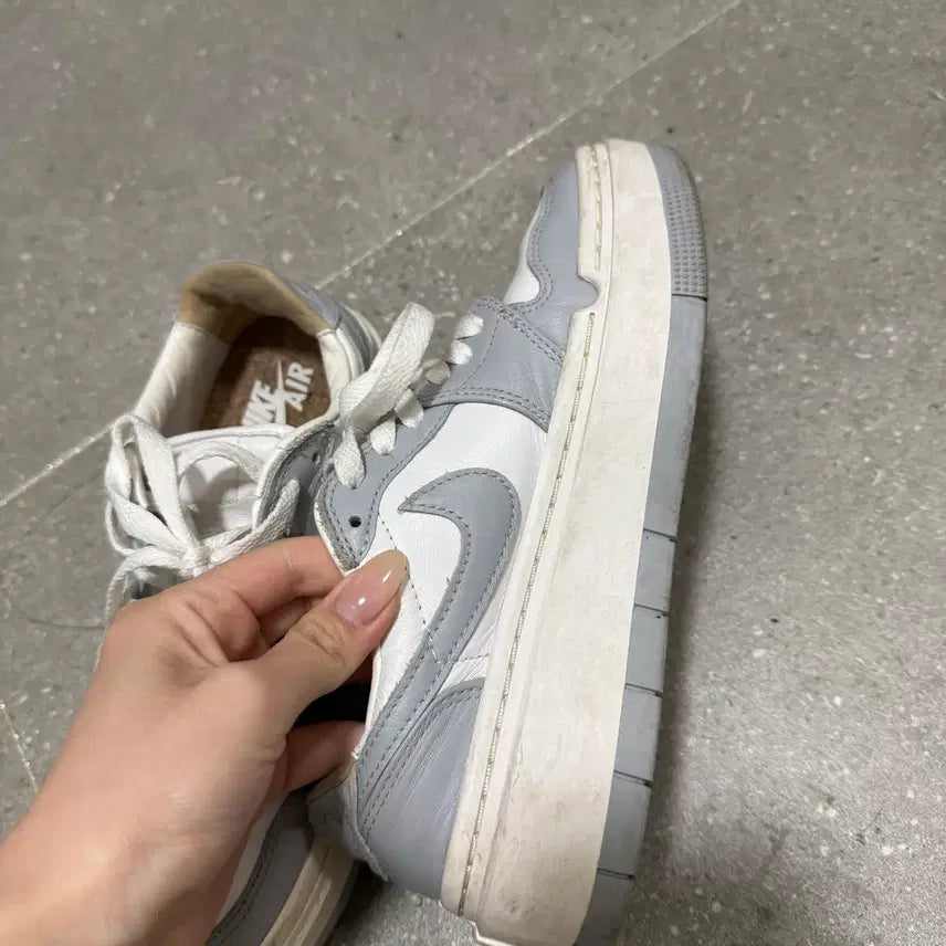 [BUNJANG] Jordan 1 Elevate Low White and Wolf Grey / (W) 조던 1 엘리베이트 로우 화이트 앤 울프 그레이