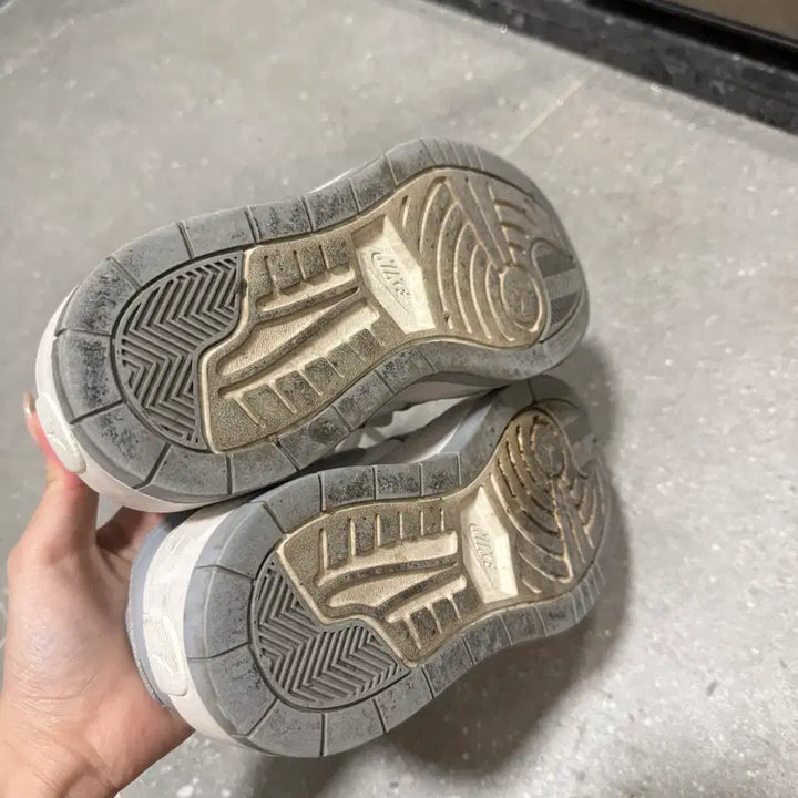 [BUNJANG] Jordan 1 Elevate Low White and Wolf Grey / (W) 조던 1 엘리베이트 로우 화이트 앤 울프 그레이