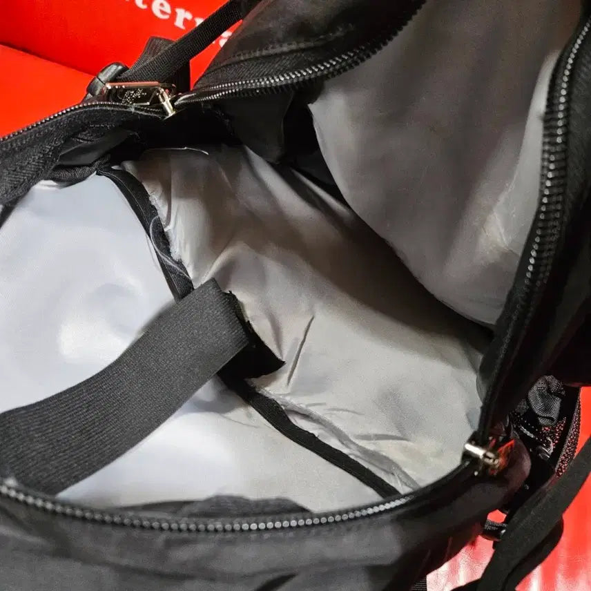 [BUNJANG] The North Face Hot Shot Big Backpack - Black / 노스페이스 핫샷 빅 백팩 Free