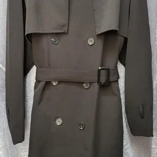 [BUNJANG] Black Double-Button Trench Coat / 블랙 더블버튼 트렌치 코트