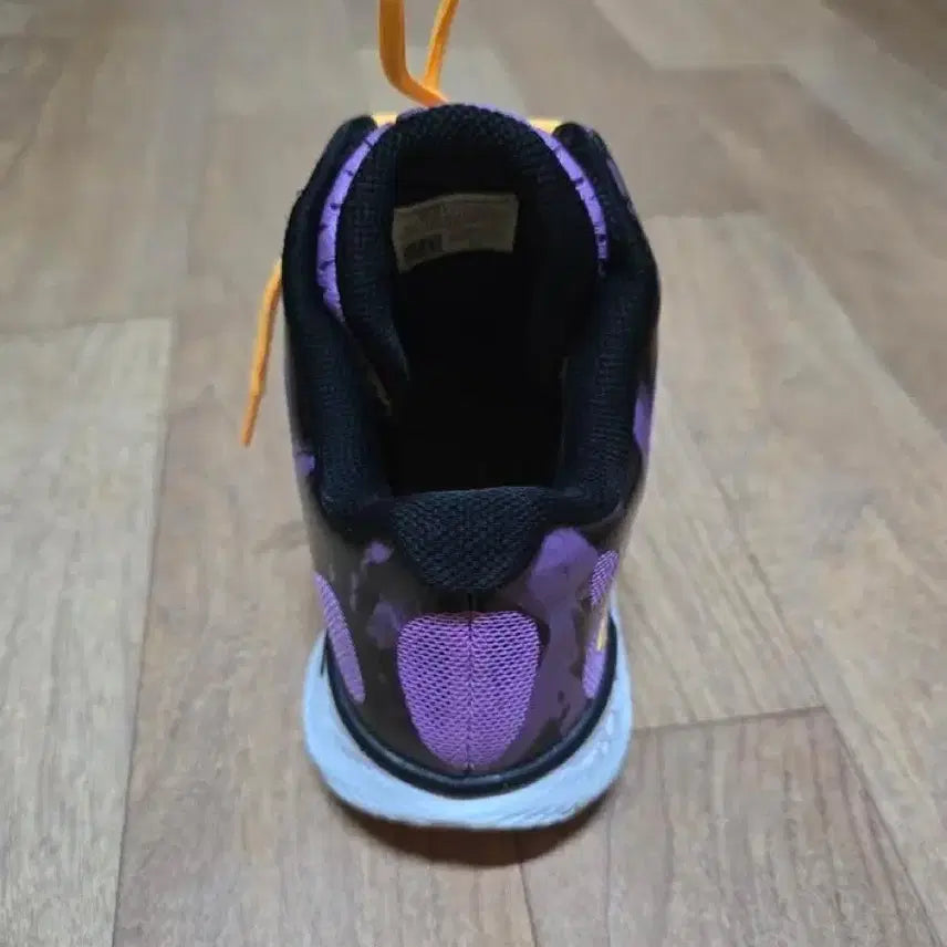 [BUNJANG] Curry 285 Basketball Shoes / 커리 스펀 285 판매합니다.