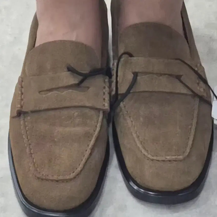 [BUNJANG] Zara Suede Loafers / 자라 천연소가죽 스웨이드로퍼 카키브라운 245 새상품