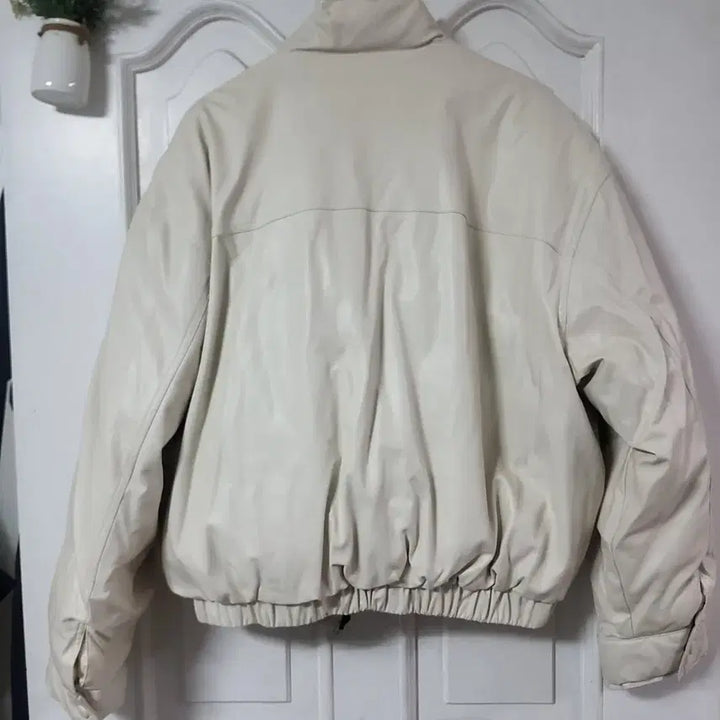 [BUNJANG] Ivory Padded Leather Short Jacket / 아이보리 엄청 빵빵 귀여운 레더 패딩 숏 점퍼 55~66반