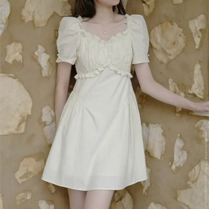 [BUNJANG] Floom Chichi Dress Cream XS / 플로움 치치 드레스 chichi dress 크림 xs (공홈 품절)