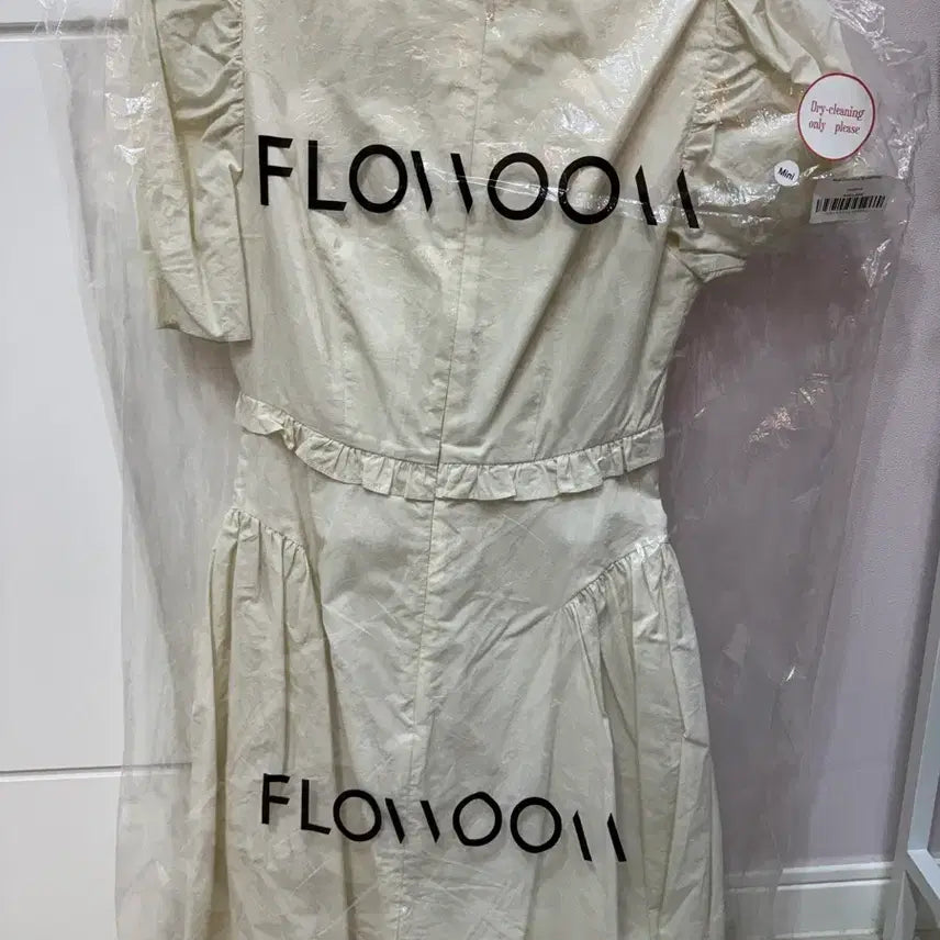 [BUNJANG] Floom Chichi Dress Cream XS / 플로움 치치 드레스 chichi dress 크림 xs (공홈 품절)