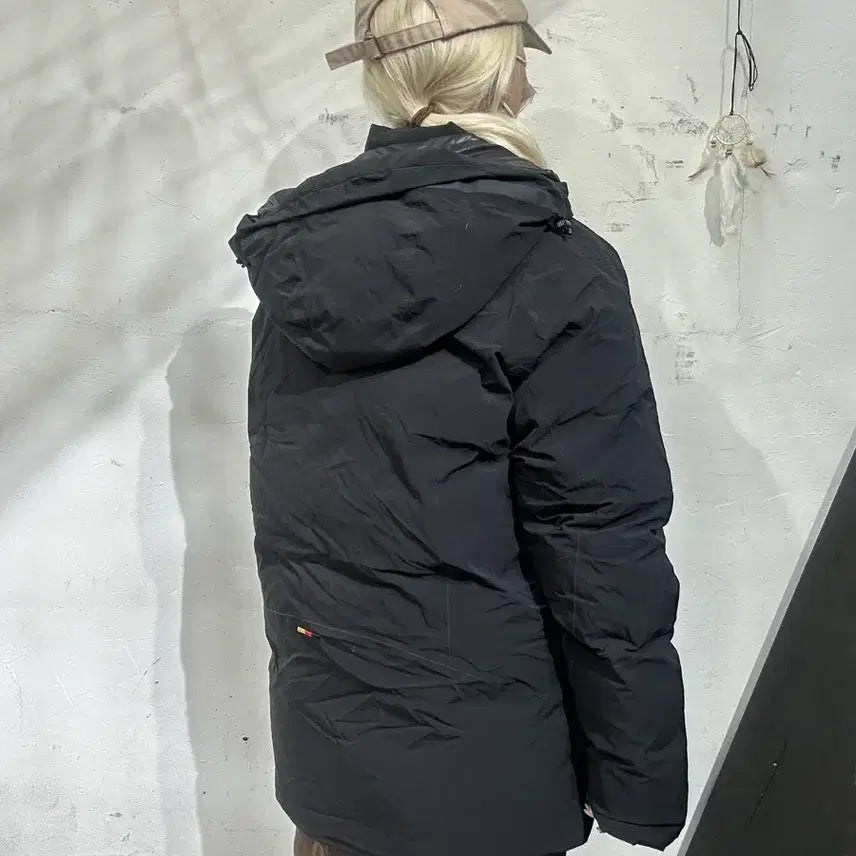 [BUNJANG] Mizuno Black Hooded Padded Jacket L / 미즈노 블랙 후드 패딩 자켓 L